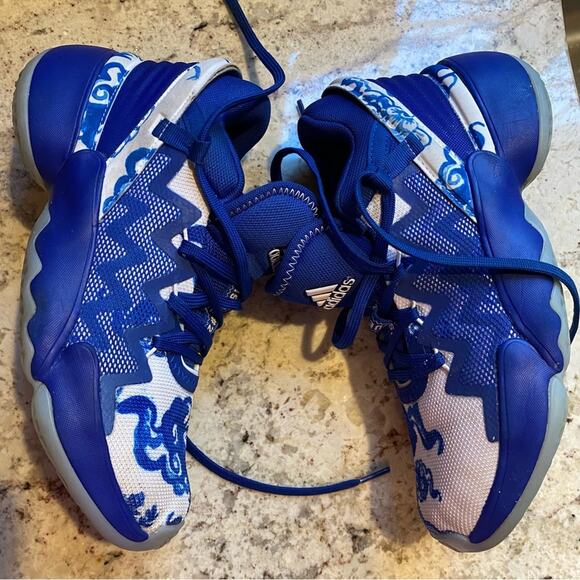 2021 D.O.N. Issue #2 'Kumu Clouds & Dragon'
Adidas US Mens 5 EUC Worn 1x - Picture 6 of 16